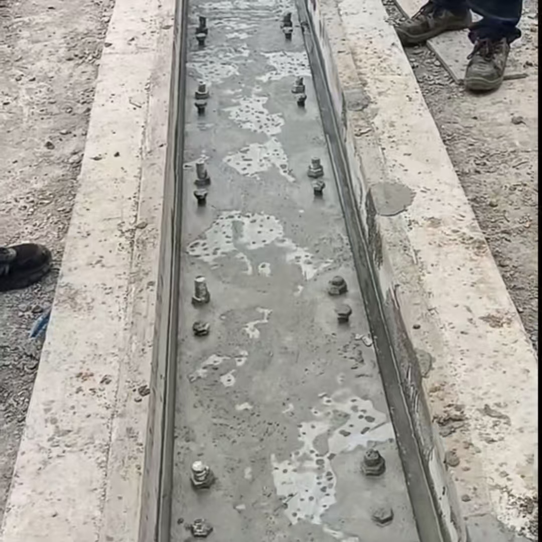 潘集港口码头起重机龙门吊重型机械设备稳固用早强快凝轨道胶泥